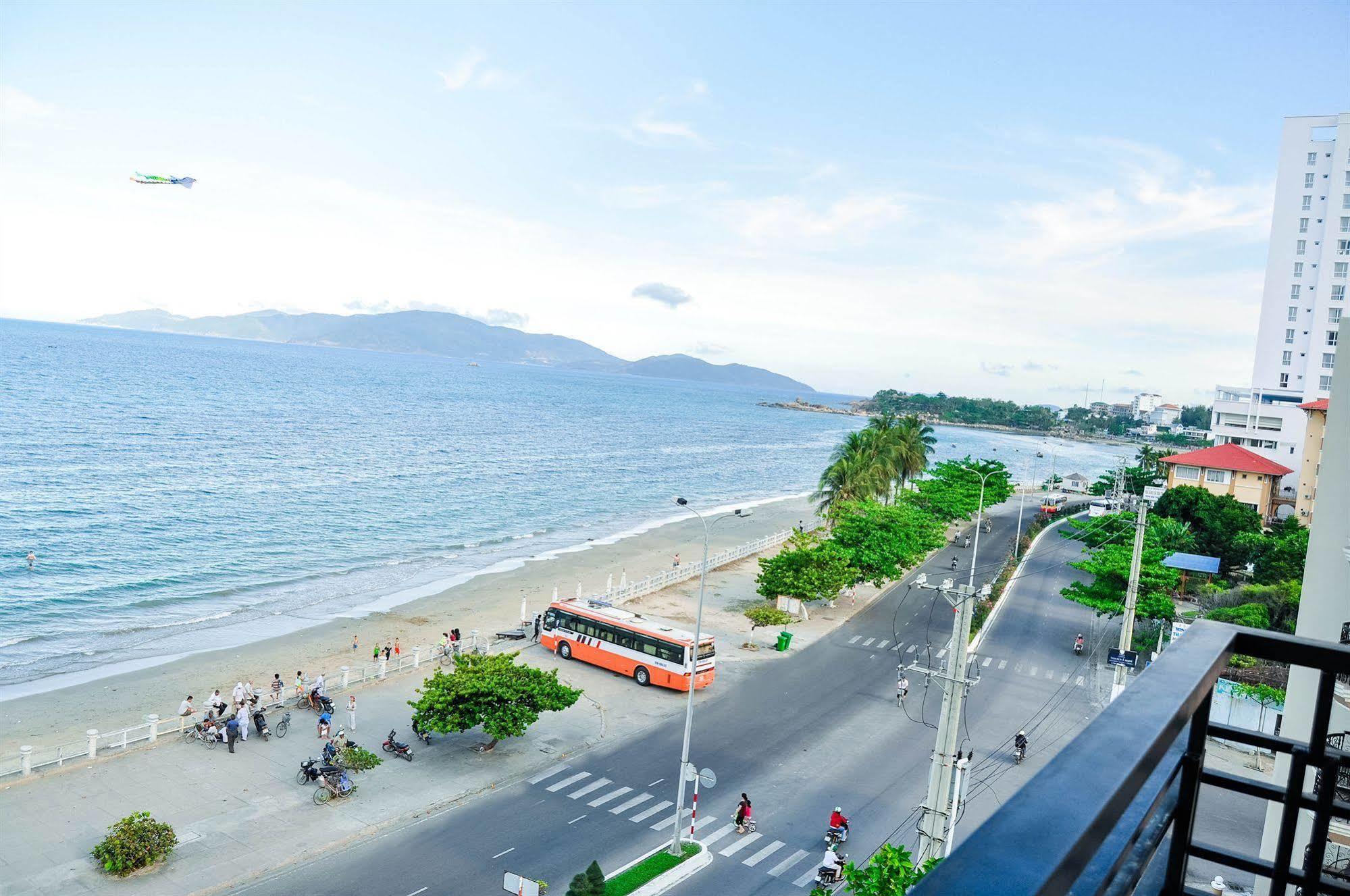 Thien Thanh Hotel - E Dragon Nha Trang Exterior photo